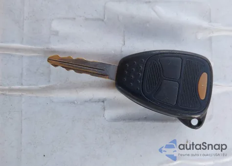 2007 Dodge Ram 1500 Slt/Trx4 Off Road/Sport from USA, damaged, VIN 1D7HU18207S255142